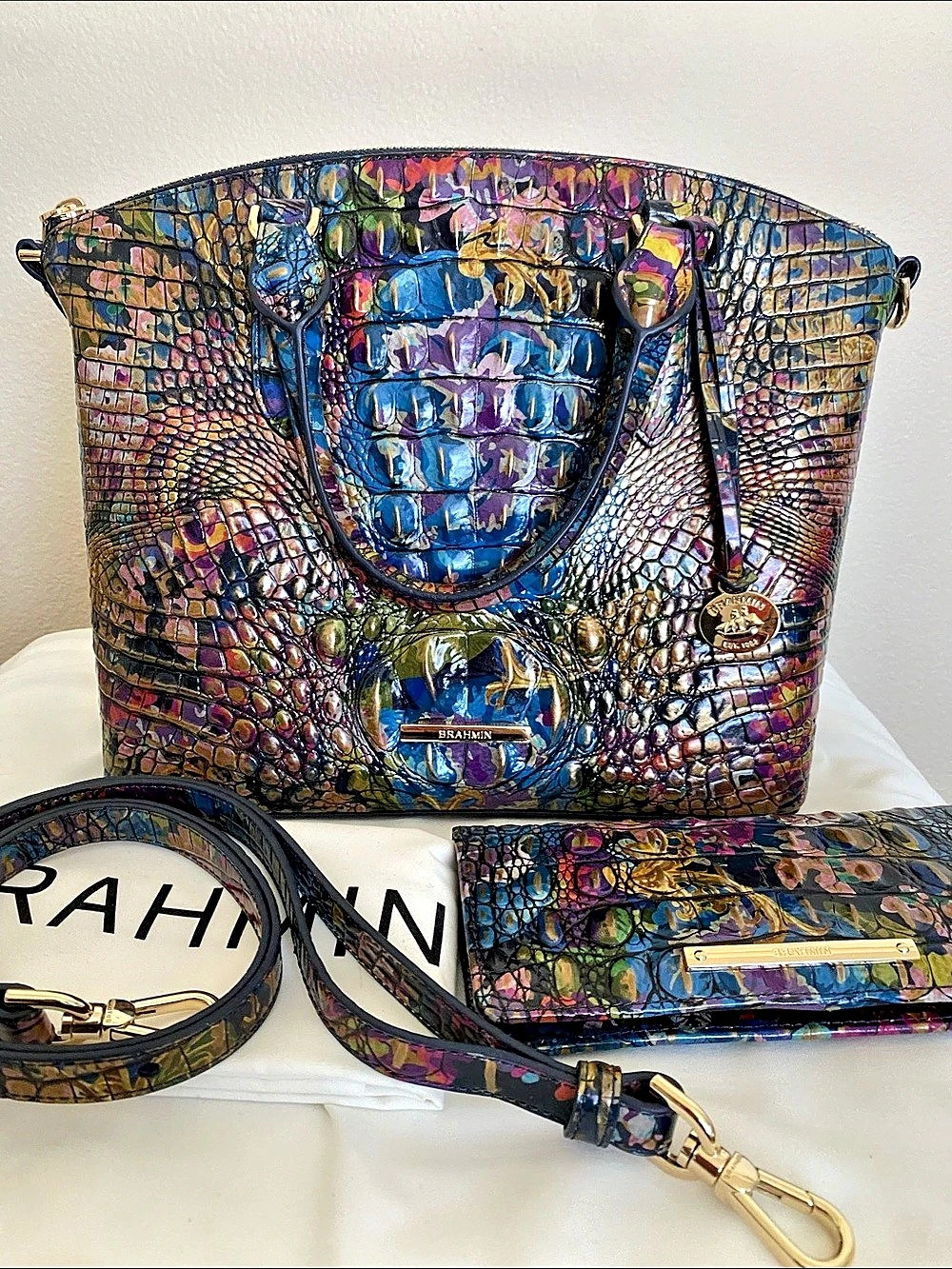 Brahmin medium Duxbury Splendor  Satchel and Addy Wallet Set Multicolor, EUC